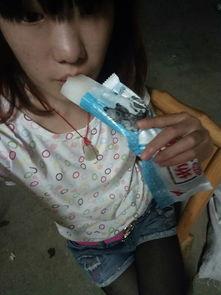 搞笑照片唱歌,歌声飞扬