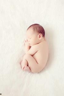 婴儿满月照片图片